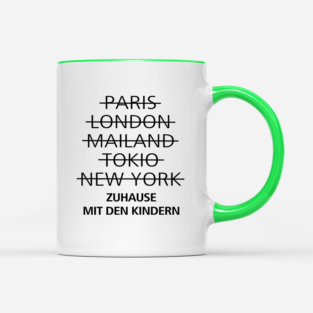 Tasse zuhause mit den Kindern