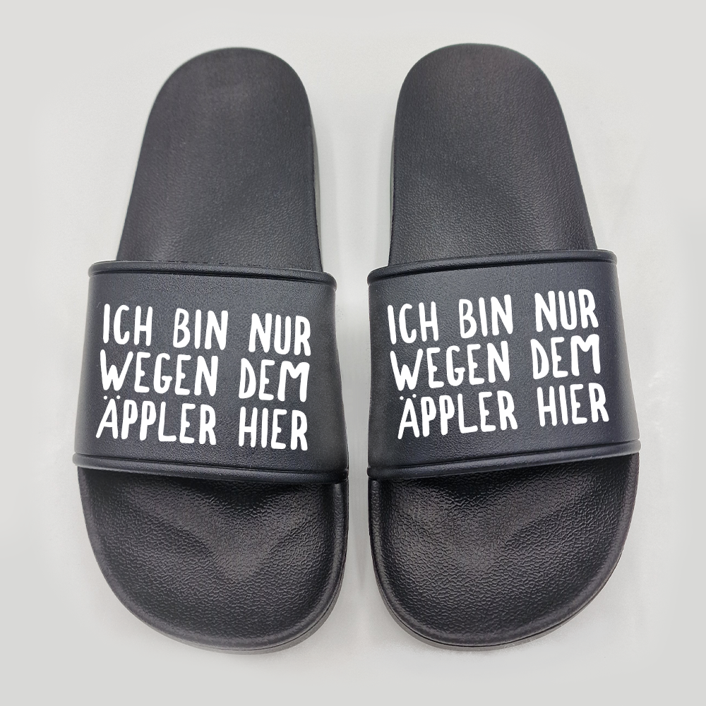 Badeschuhe Ich bin nur wegen dem Äppler hier