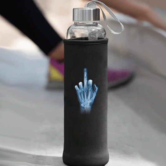 Trinkflasche Röntgen Mittelfinger